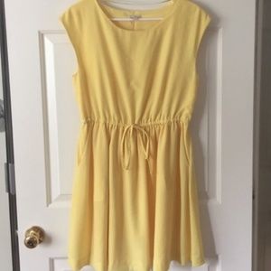 Yellow Gap flowy dress